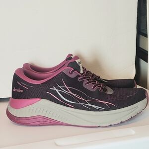 Dansko Pace Sneakers